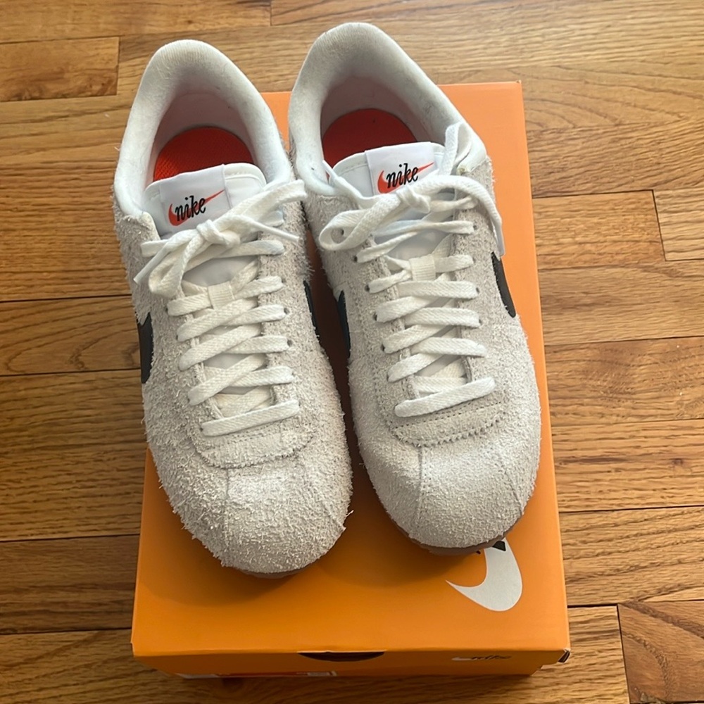 Nike Cortez womens size 8
